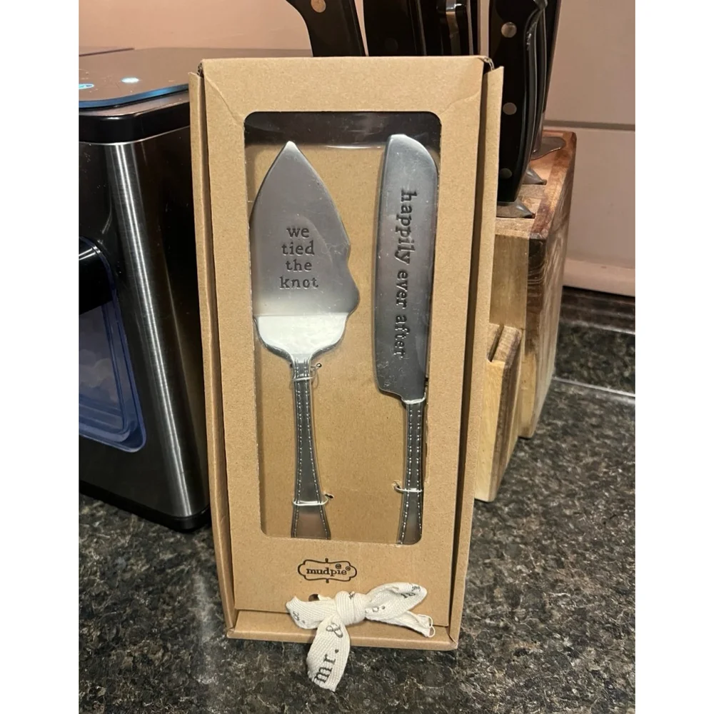 New Mud Pie Boxed Wedding Cake Server Set, Silver, 9